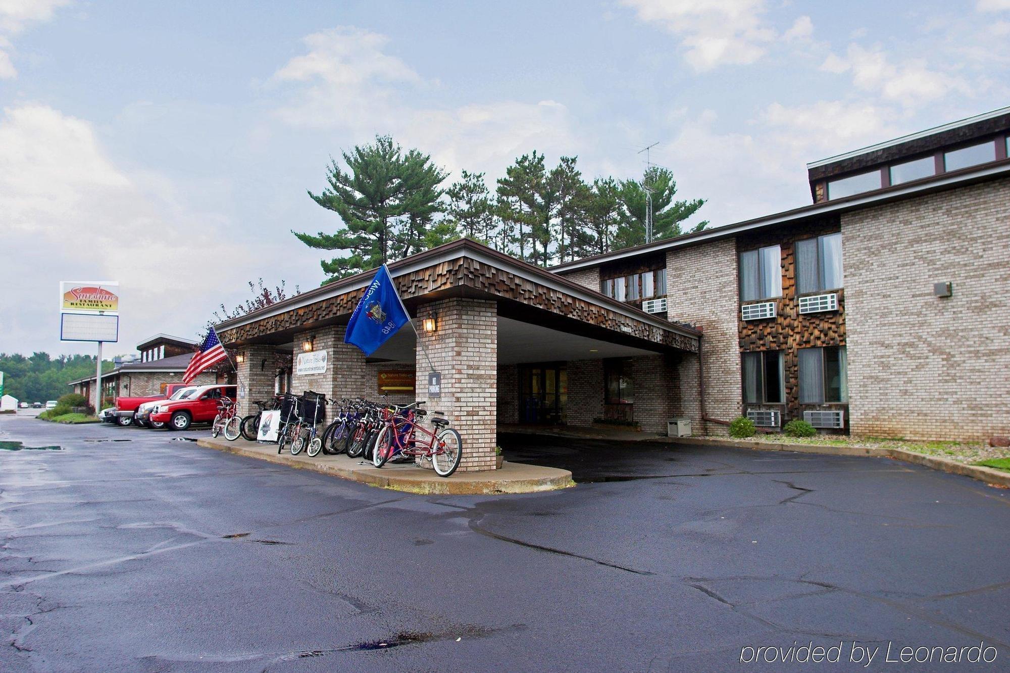 Econo Lodge Inn & Suites Stevens Point Exterior foto